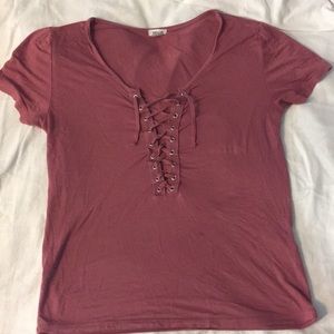 Like new!! Garage T-Shirt